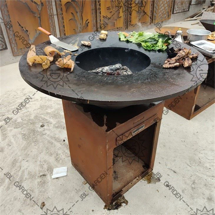 Metal Barbecue Iron Grill