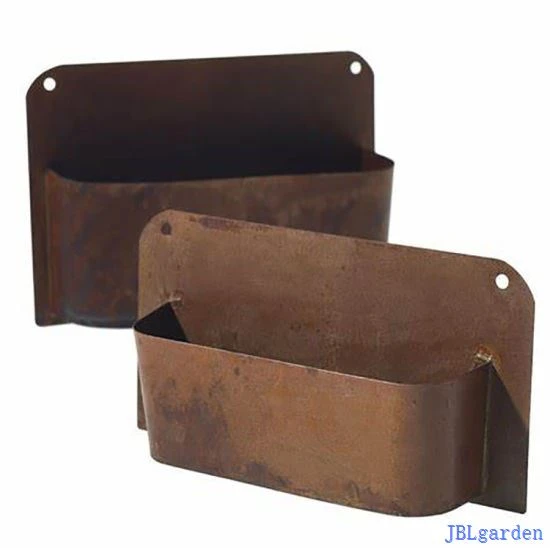 Rusty Hanging Wall PLANTER