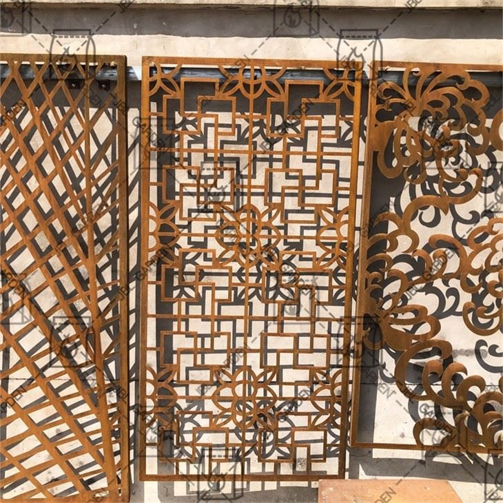 Obrazovky - Corten Steel