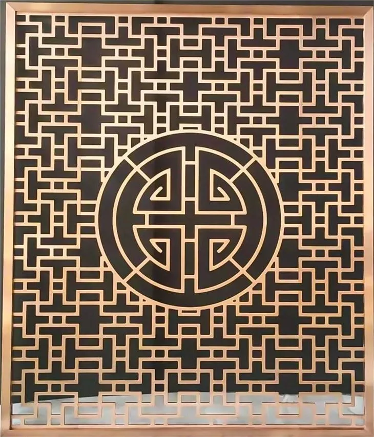 Moderná hliníková zástena