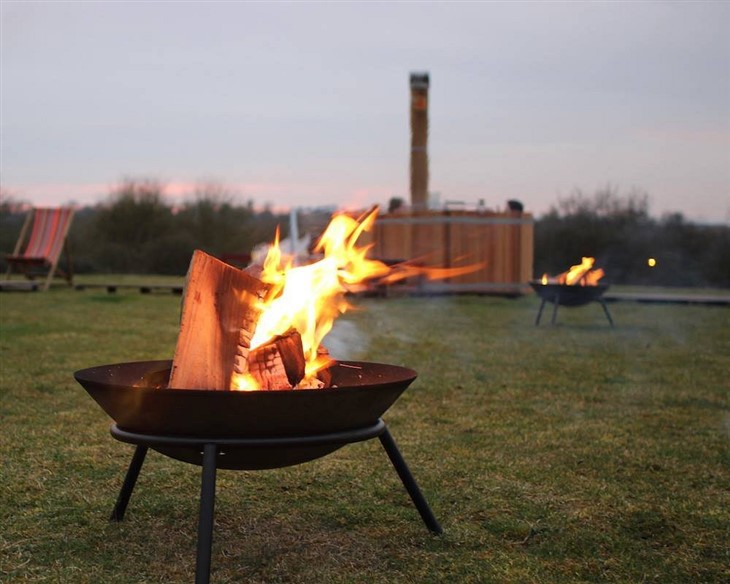 Prenosná záhradná oceľová miska na oheň